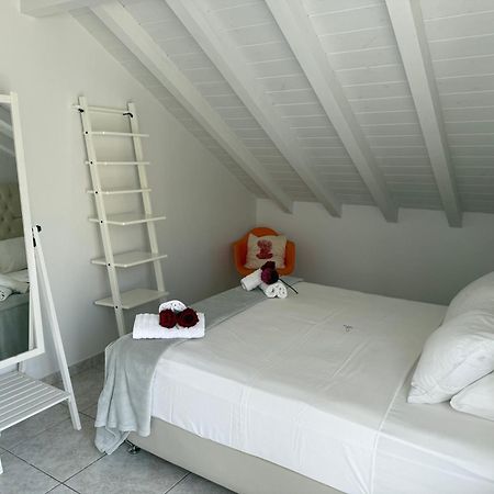Angel Apartment Fiskardo Bagian luar foto